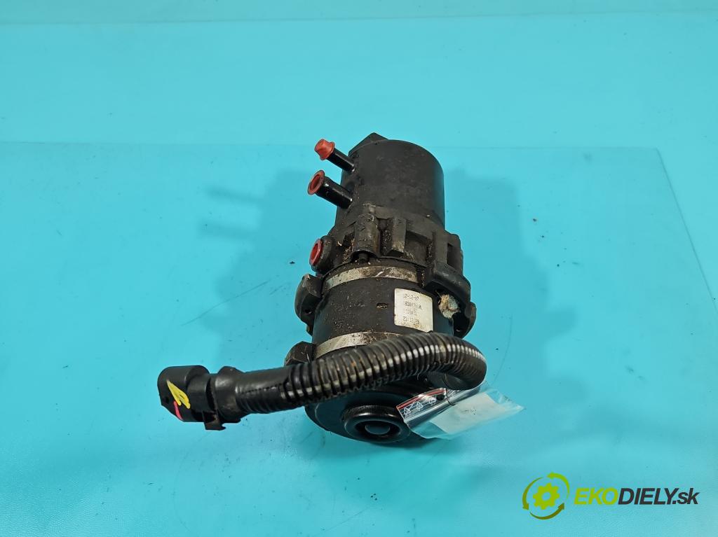 Citroen Saxo 1.1 60 HP manual 44 kW 1124 cm3 3- čerpadlo posilovač  (Servočerpadlo, pumpa riadenia)
