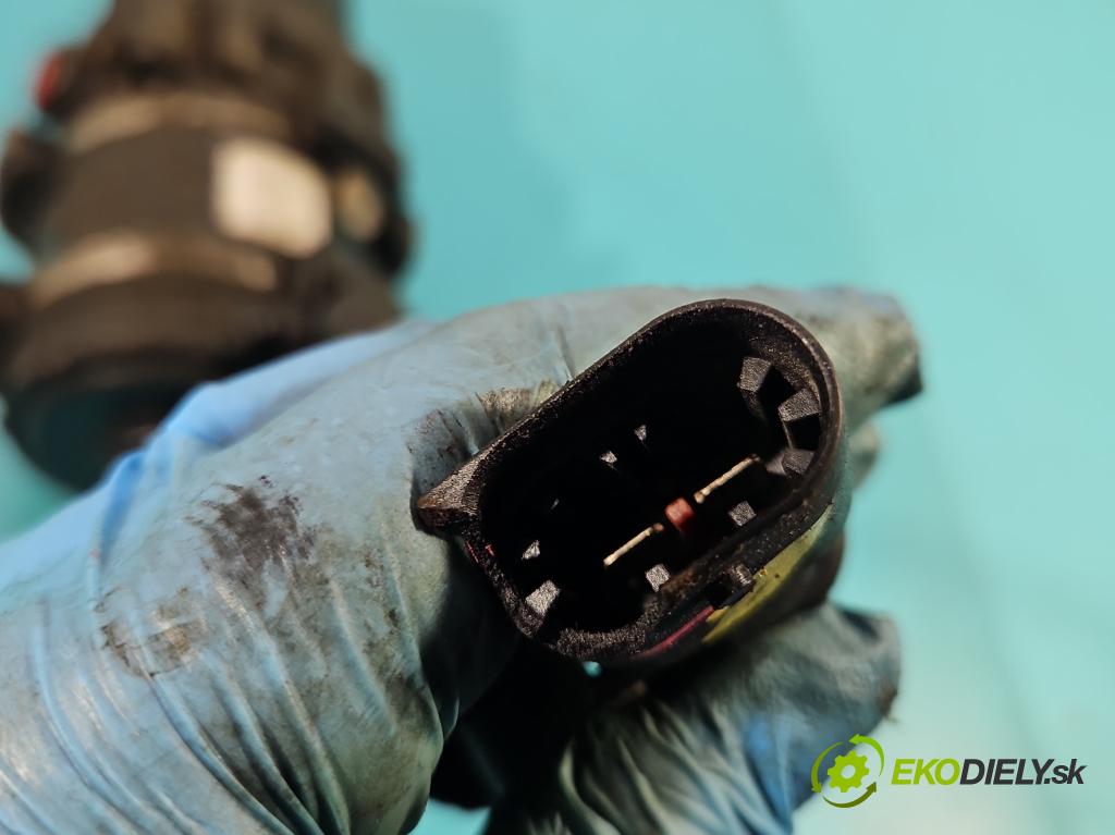 Citroen Saxo 1.1 60 HP manual 44 kW 1124 cm3 3- čerpadlo posilovač  (Servočerpadlo, pumpa riadenia)