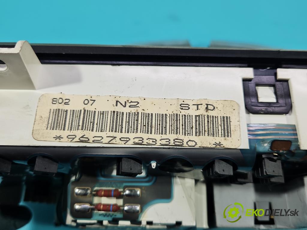 Citroen Saxo 1.1 60 HP manual 44 kW 1124 cm3 3- prístrojovka/ budíky 9627933380 (Prístrojová doska)