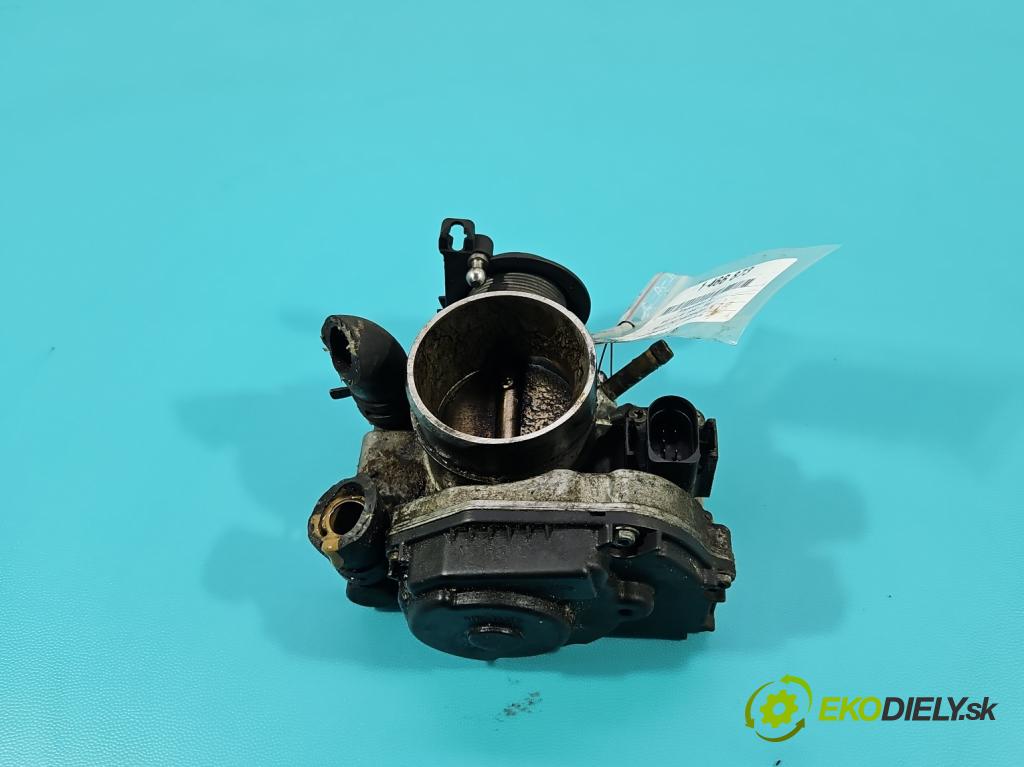 Audi A4 B5 1994-2001 1.8 20V 125 HP manual 92 kW 1781 cm3 4- klapka  (Škrtiaca klapka)