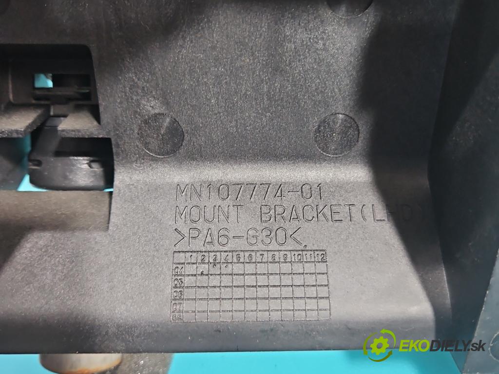 Mitsubishi Grandis 2.4 16V 165 HP automatic 121 kW 2378 cm3 5- Páka: Změny: stupeň,rýchlosť MN107774-01 (Rýchlostná páka (kulisa))