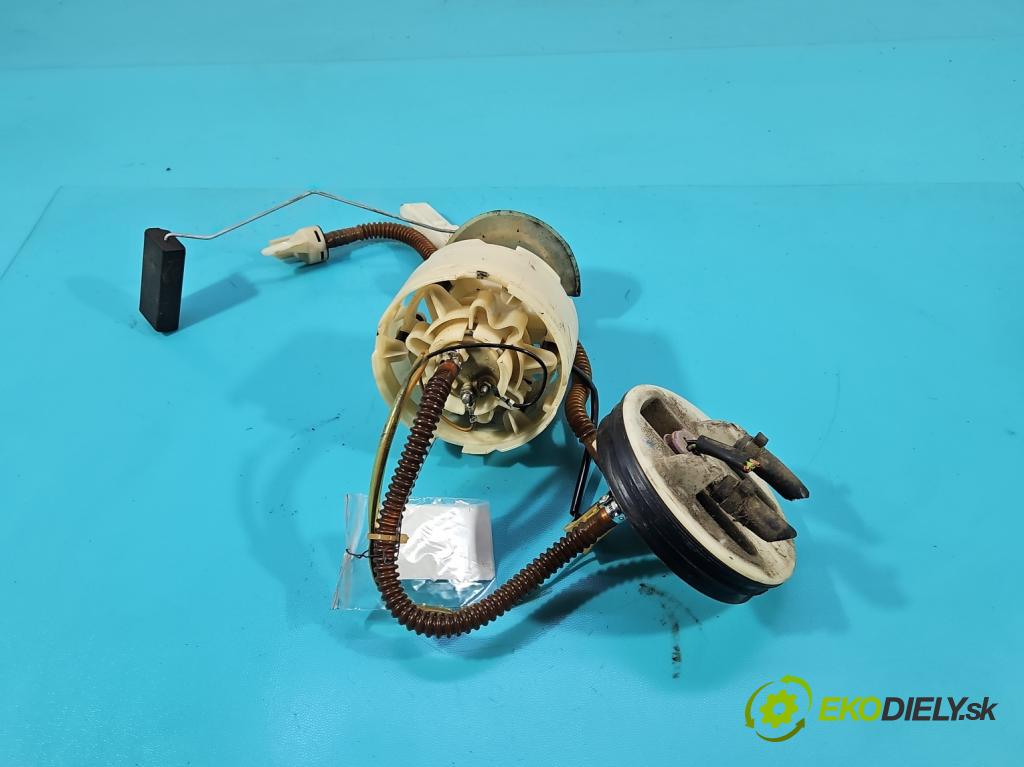 Audi A4 B5 1994-2001 1.8 20V 125 hp manual 92 kW 1781 cm3 4- čerpadlo paliva 8D0201319