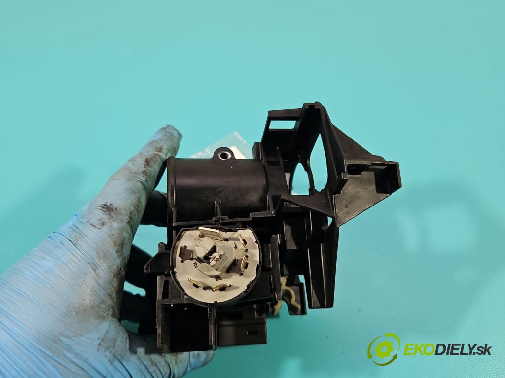 Opel Zafira A 1999-2005 2.0 dti 101 HP manual 74 kW 1998 cm3 5- Spínačka 5WK4763 (Spínacia skrinka)