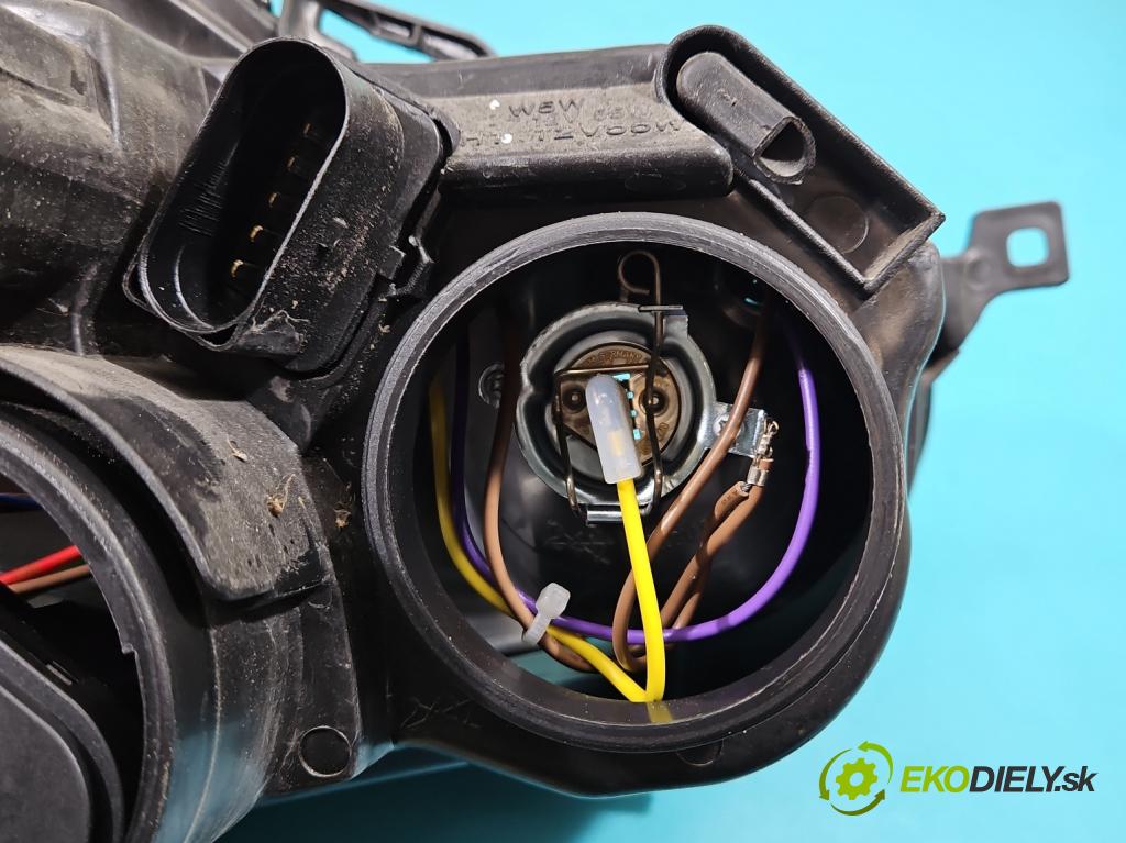 Vw Polo IV 9N 2001-2009 1.9 sdi 64 HP manual 47 kW 1896 cm3 5- Reflektor: pravý  (Svetlo predné pravé)