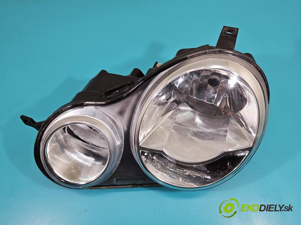 Vw Polo IV 9N 2001-2009 1.9 sdi 64 HP manual 47 kW 1896 cm3 5- Reflektor: pravý  (Svetlo predné pravé)