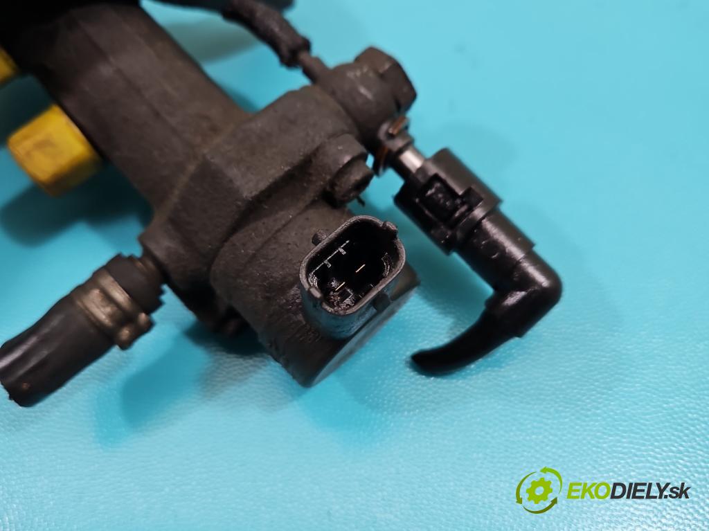 Opel Corsa C 2000-2006 1,3.0 cdti 69KM manual 51 kW 1248 cm3 3- lišta vstrekovacia 0445214044 (Vstrekovacia lišta)