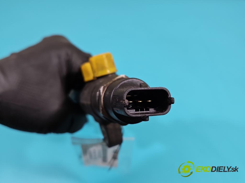 Opel Corsa C 2000-2006 1,3.0 cdti 69KM manual 51 kW 1248 cm3 3- lišta vstrekovacia 0445214044 (Vstrekovacia lišta)