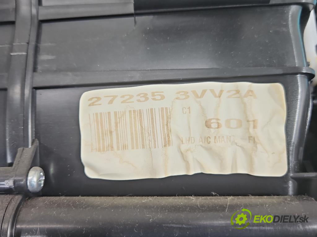 Nissan Note II 2012-2016 1.2 16V 80 hp manual 59 kW 1198 cm3 5- radiátor 27210-3VV3A (Radiátory topení)