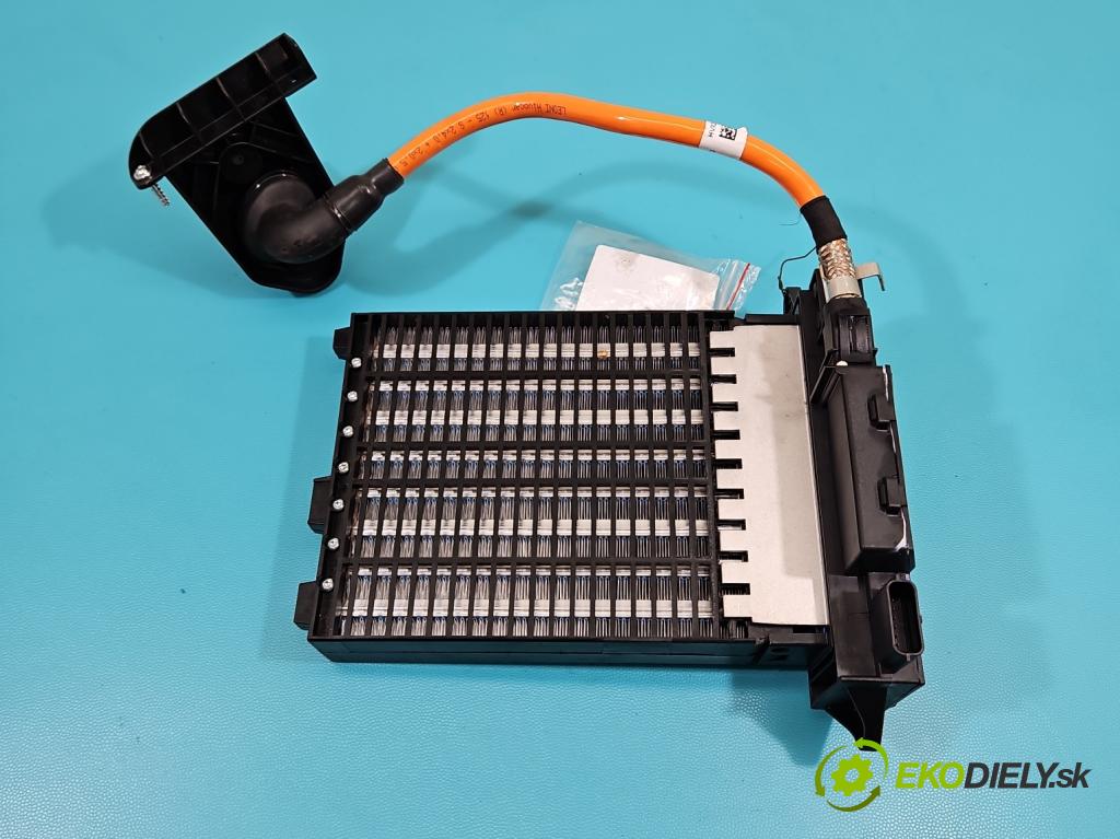 Renault Twingo III 2014-2024 0.0 82 HP automatic 60 kW  5- radiator LF598001 (Radiátor kúrenia)