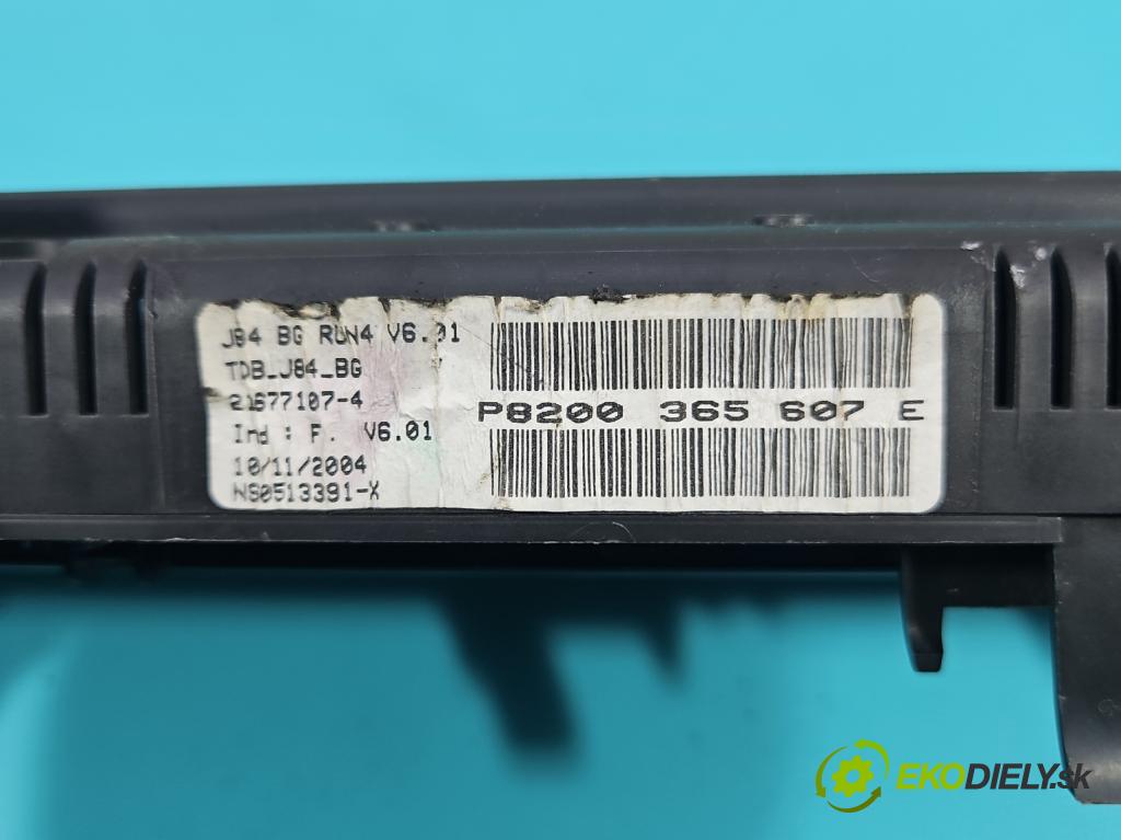 Renault Scenic II 2003-2009 1.6 16V 113 HP manual 83 kW 1598 cm3 5- prístrojovka/ budíky P8200365607E (Prístrojová doska)