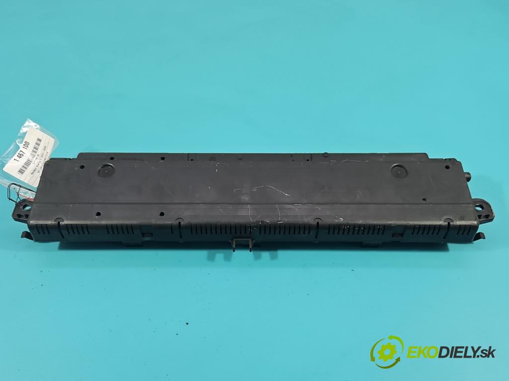 Renault Scenic II 2003-2009 1.6 16V 113 HP manual 83 kW 1598 cm3 5- prístrojovka/ budíky P8200365607E (Prístrojová doska)