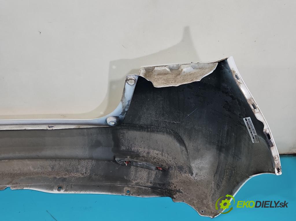 Honda Jazz III 2008-2014 1.3 16V 88 hp automatic 65 kW 1339 cm3 5- nárazník zadní (Klika dveří ostatní)