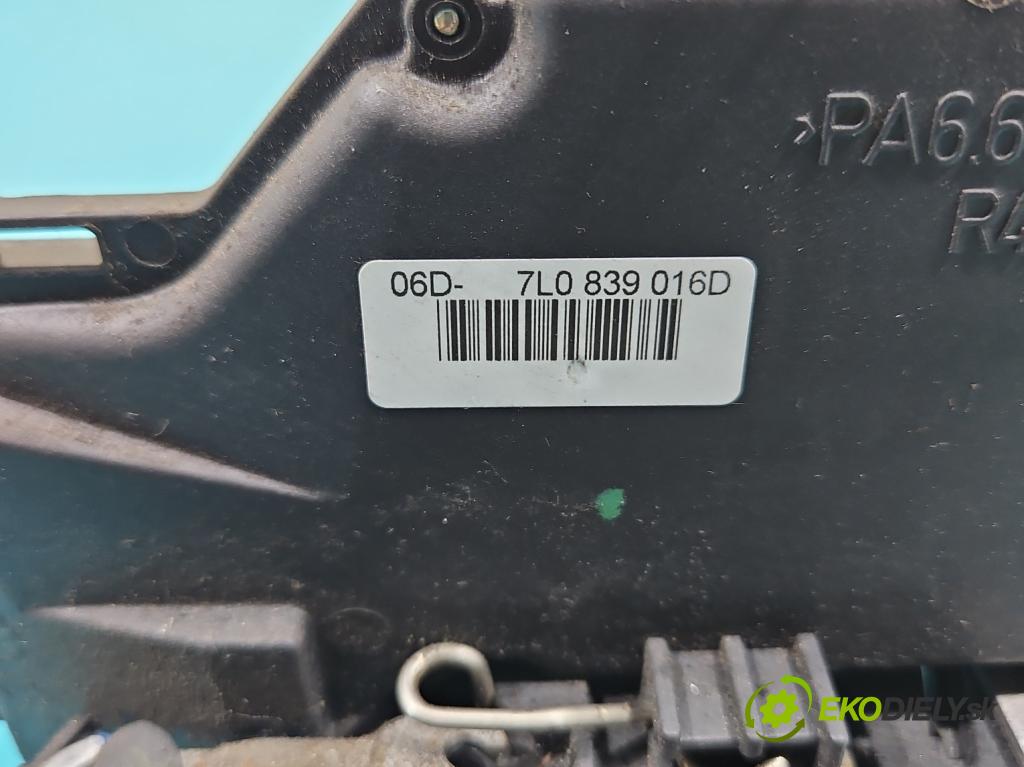 Vw Golf V 2003-2009 1.6 SR 102 hp manual 75 kW 1595 cm3 5- zámek zadní pravý 7L0839016D