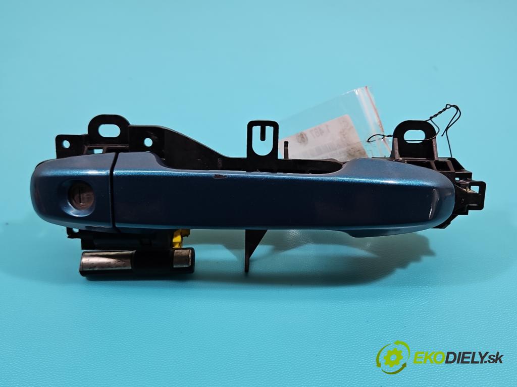 Toyota Yaris III 2011-2020 1.4 D4D 90 HP manual 66 kW 1364 cm3 5- rukoväť predné ľavé mimo:  (Kľučka dverí vonkajšia predná ľavá)