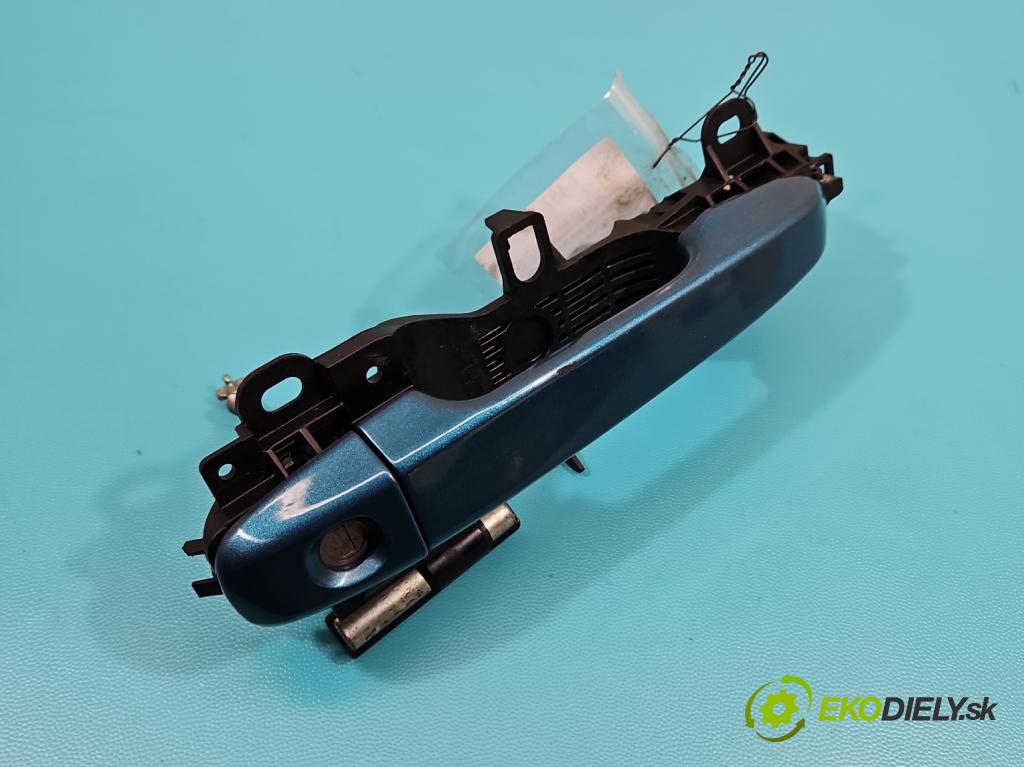 Toyota Yaris III 2011-2020 1.4 D4D 90 HP manual 66 kW 1364 cm3 5- rukoväť predné ľavé mimo:  (Kľučka dverí vonkajšia predná ľavá)