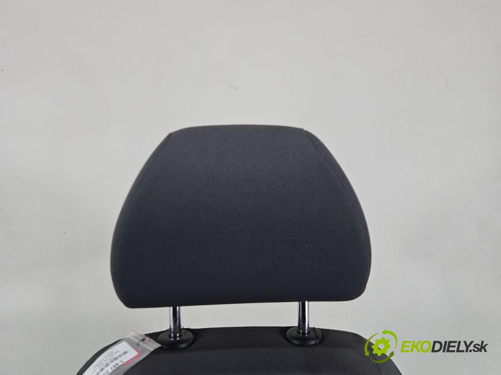 Seat Ibiza IV 6J 2008-2017 1.4 16V 86 hp manual 63 kW 1390 cm3 3- Sedadlo pravý  (Sedačky, sedadla)
