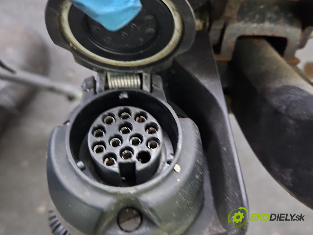 Citroen C4 Grand Picasso II 2013-2022 2.0 hdi 150 HP automatic 110 kW 1997 cm3 5- Hák: vlečení: 1606526380 (Ťažné zariadenie)