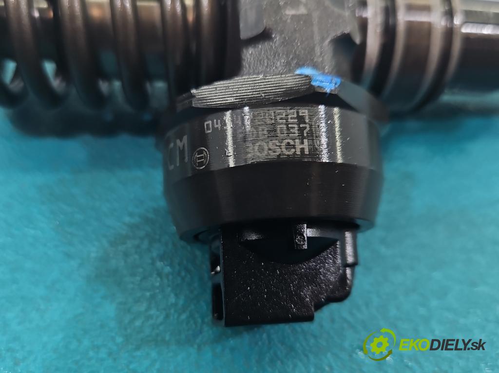 Audi A4 B7 2004-2008 2.0 tdi 140 hp automatic 103 kW 1968 cm3 5- vstřikovací čerpadlo 0414720229 (Vstřikovač paliva)