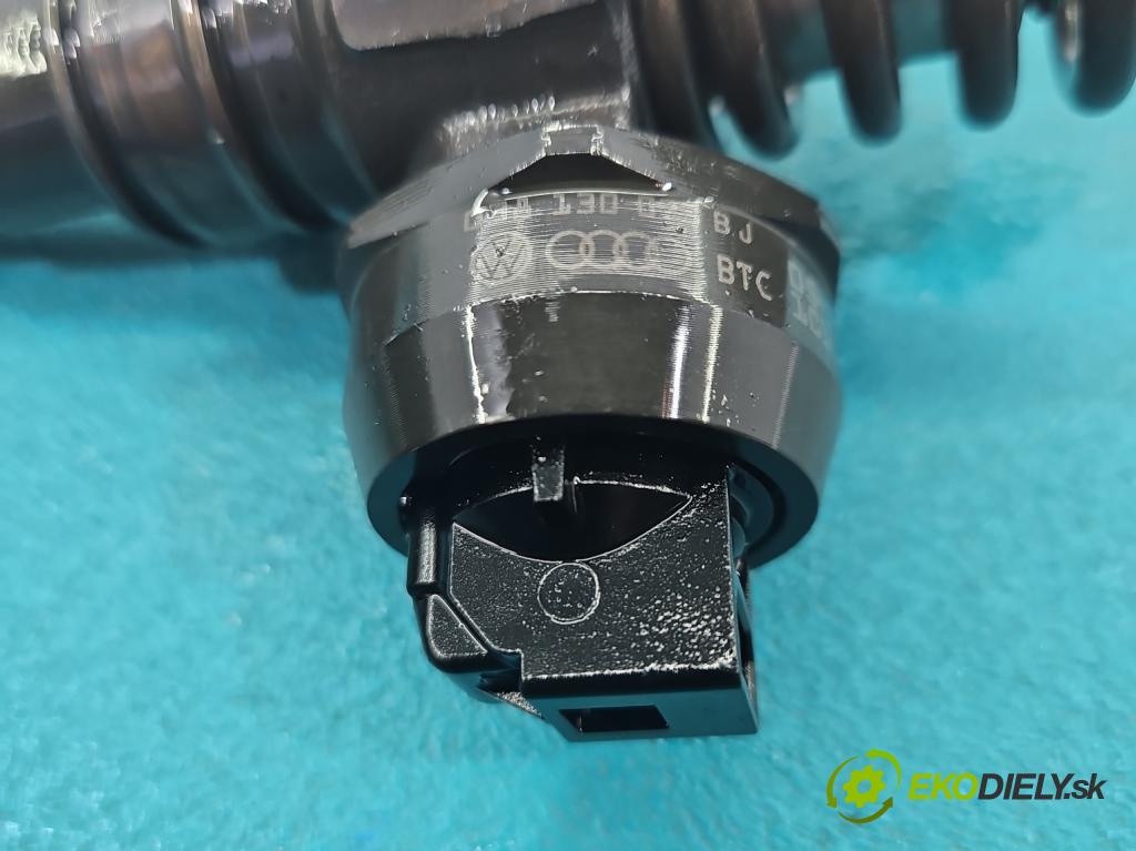 Audi A4 B7 2004-2008 2.0 tdi 140 hp automatic 103 kW 1968 cm3 5- vstřikovací čerpadlo 0414720229 (Vstřikovač paliva)