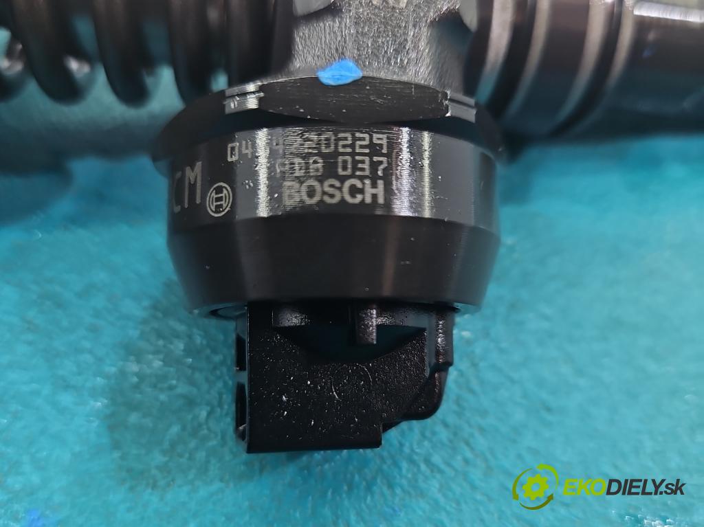 Audi A4 B7 2004-2008 2.0 tdi 140 hp automatic 103 kW 1968 cm3 5- vstřikovací čerpadlo 0414720229 (Vstřikovač paliva)