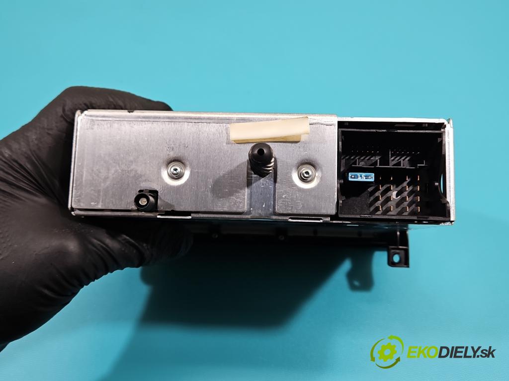 Bmw 3 E90 2005-2013 2.0d 184hp automatic 135 kW 1995 cm3 5- Radio originál 9258167