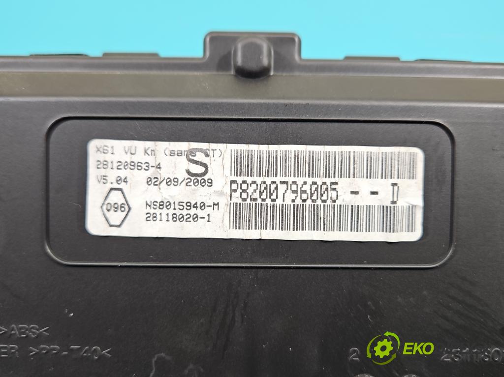 Renault Kangoo II 2008- 1.5 dci 68 HP manual 50 kW 1461 cm3 5- prístrojovka/ budíky P8200796005-D (Prístrojová doska)