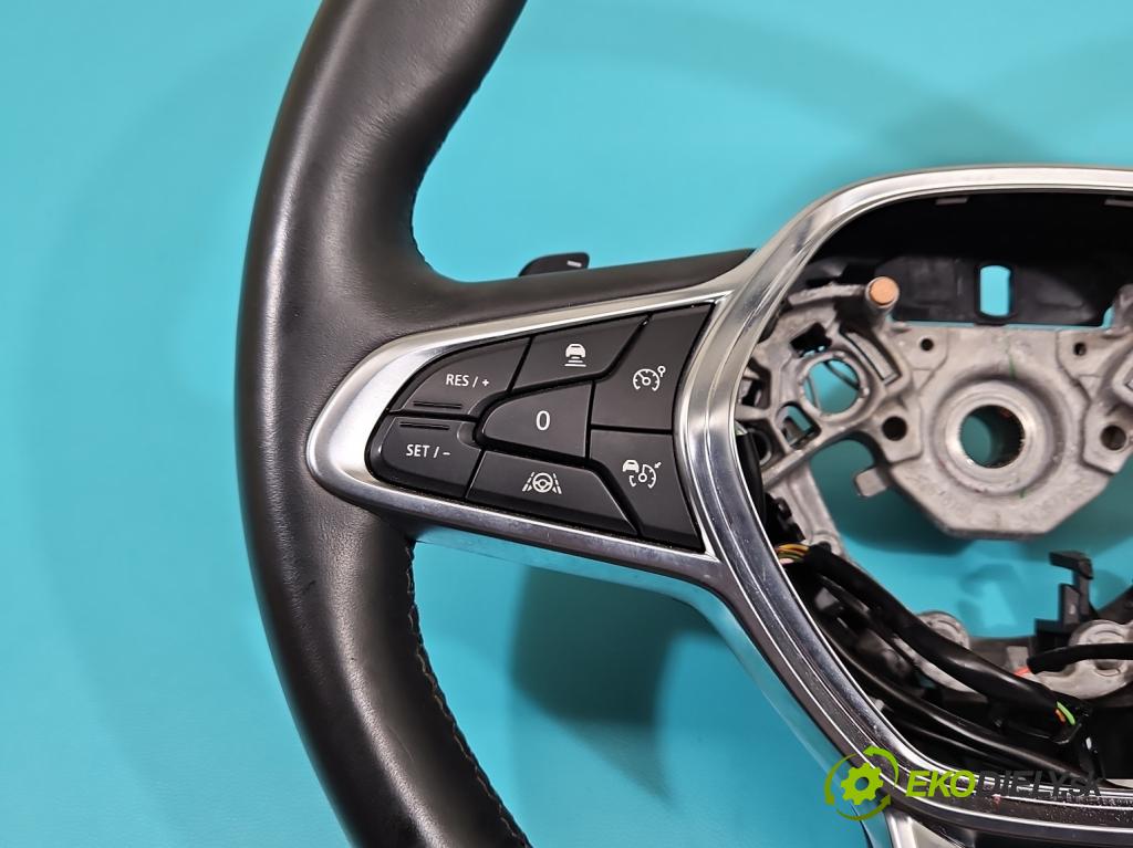 Renault Clio V 2019- 1.3 Tce 131 HP automatic 96 kW 1332 cm3 5- volant 484007265R (Volant)