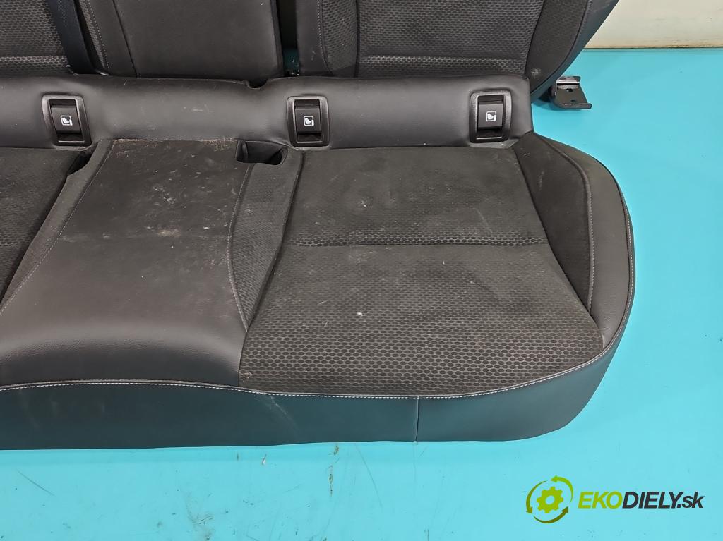 Renault Clio V 2019- 1.3 Tce 131 HP automatic 96 kW 1332 cm3 5- Pohovka: zadné  (Sedadlo)