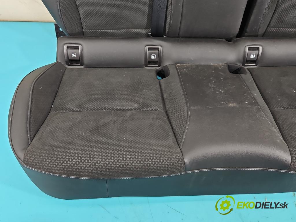 Renault Clio V 2019- 1.3 Tce 131 HP automatic 96 kW 1332 cm3 5- Pohovka: zadné  (Sedadlo)