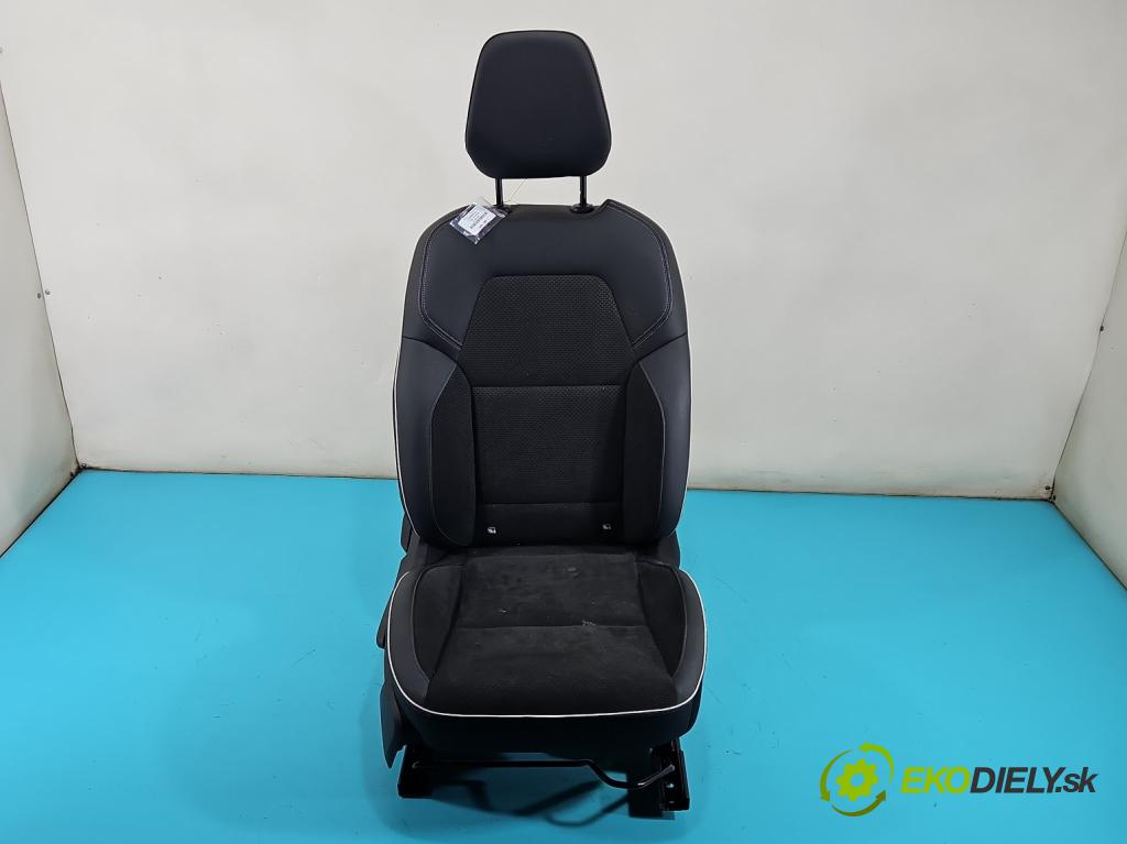 Renault Clio V 2019- 1.3 Tce 131 HP automatic 96 kW 1332 cm3 5- Sedačka pravý  (Sedadlo)