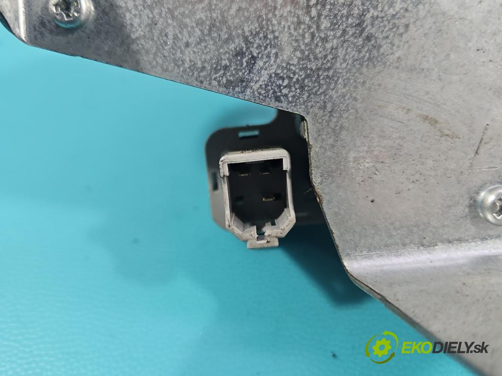Nissan Note II 2012-2016 1.2 16V 80 hp manual 59 kW 1198 cm3 5- motor stěrače zadní 8001