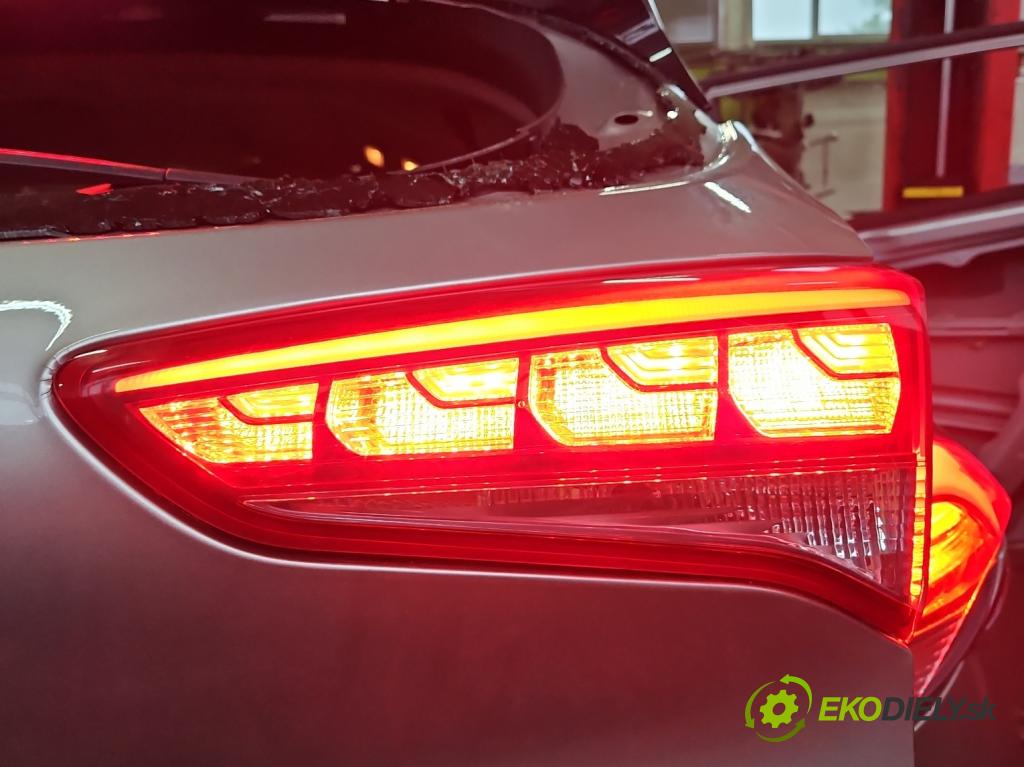 Hyundai Tucson III 2015-2020 1.7 crdi 141 hp automatic 104 kW 1685 cm3 5- světlo zadní pravé  (Klika dveří ostatní)