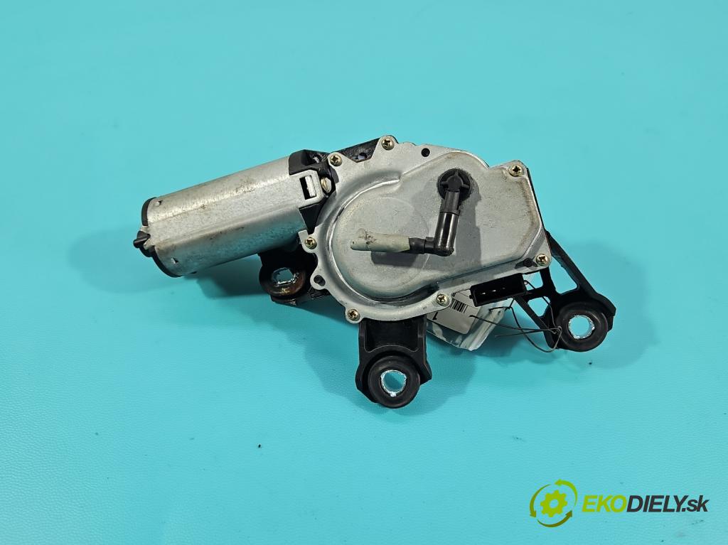 Audi A6 C5 1997-2004 2.5 tdi 150 HP manual 110 kW 2496 cm3 5- motor stieračov zadné