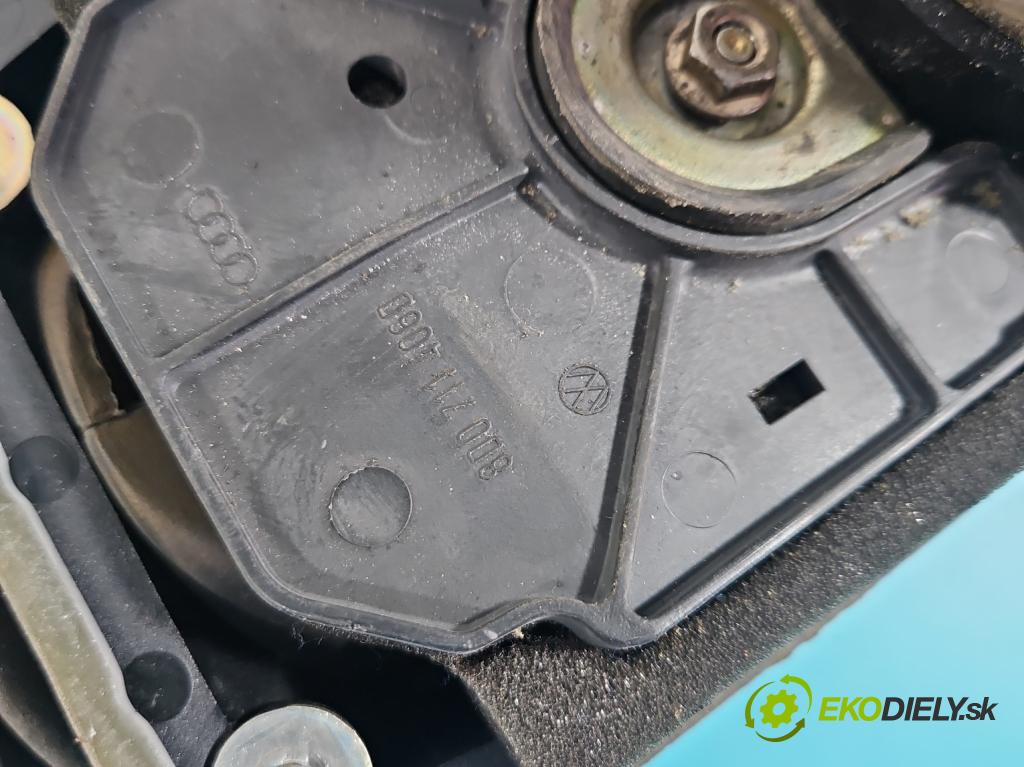 Audi A6 C5 1997-2004 2.5 tdi 150 HP manual 110 kW 2496 cm3 5- Páka: Změny: stupeň,rýchlosť 8D0711406D (Rýchlostná páka (kulisa))