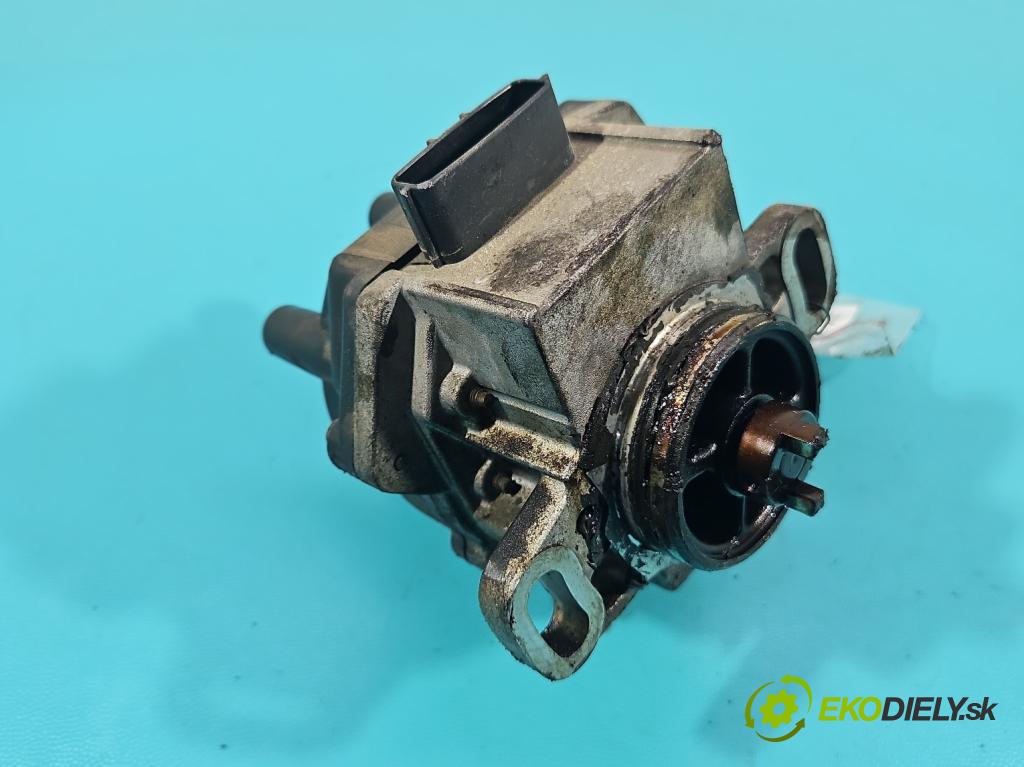 Nissan Almera N15 1995-2000 1.4 16V 87 HP manual 64 kW 1392 cm3 4- rozdeľovač D4T97-02 (Rozdeľovač)
