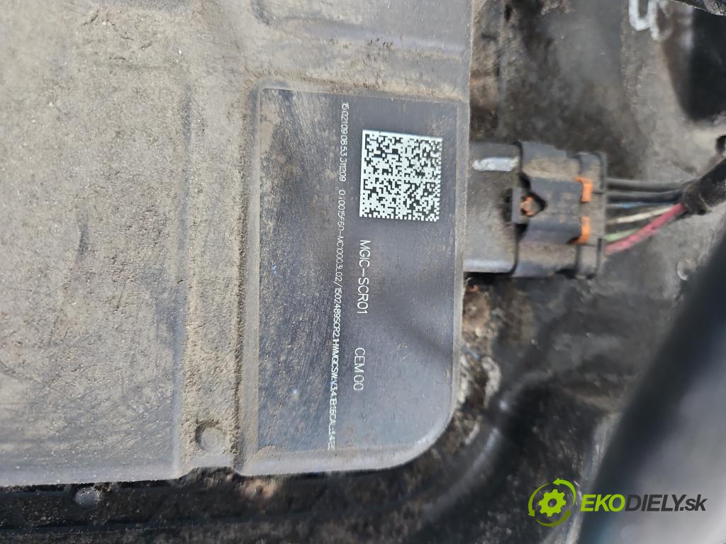Citroen C4 Grand Picasso II 2013-2022 2.0 hdi 150 HP automatic 110 kW 1997 cm3 5- Nádrž: AdBlue:
