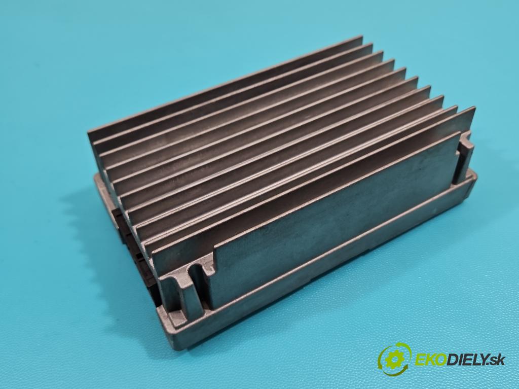 Bmw 3 E90 2005-2013 2.0d 184hp automatic 135 kW 1995 cm3 5- Zesilovač: 9246185 (Zosilňovač)