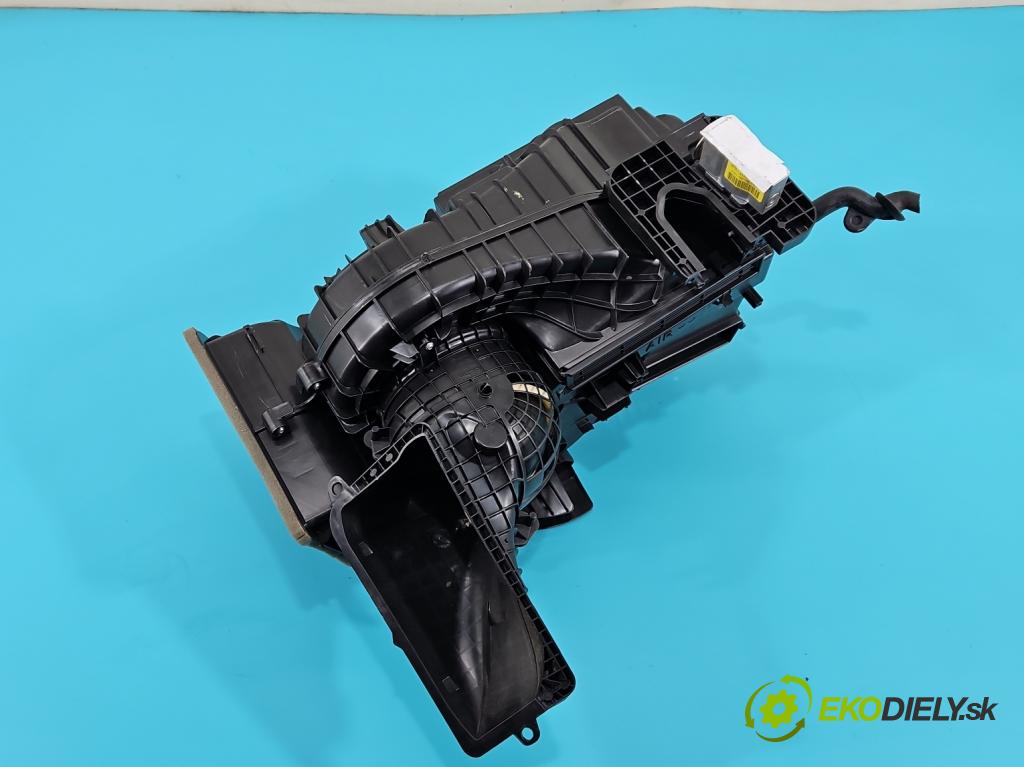 Renault Twingo III 2014-2024 0.0 82 HP automatic 60 kW  5- radiator 272708103R (Radiátor kúrenia)