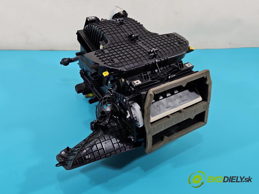 Renault Twingo III 2014-2024 0.0 82 HP automatic 60 kW  5- radiator 272708103R (Radiátor kúrenia)