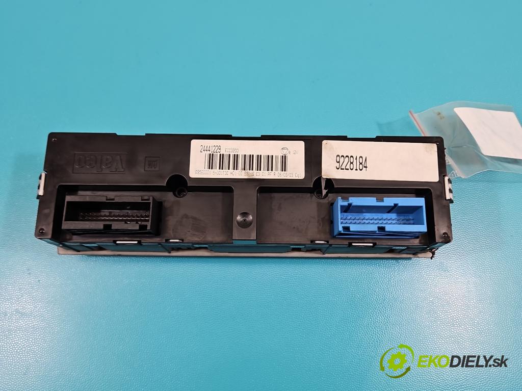 Opel Vectra C 2002-2008 1.8 16V 122 HP manual 90 kW 1796 cm3 4- panel kúrenia 24441229