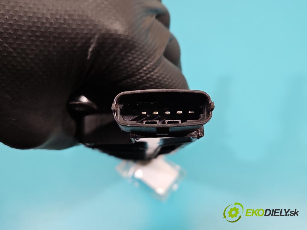 Opel Vectra C 2002-2008 1.8 16V 122 HP manual 90 kW 1796 cm3 4- cievka zapaľovacia  (Zapaľovacia cievka)