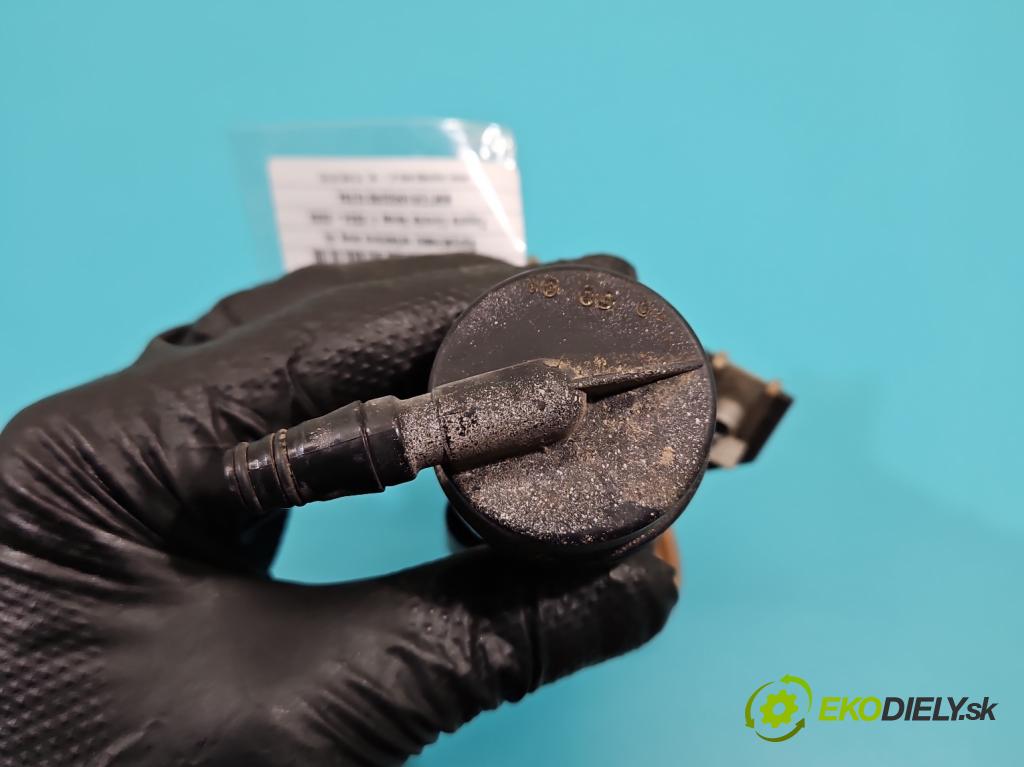 Toyota Corolla Verso II 2004-2009 1.8 vvti 129 HP manual 95 kW 1794 cm3 5- ostrekovač reflektor: ľavý  (Motorček ostrekovačov)