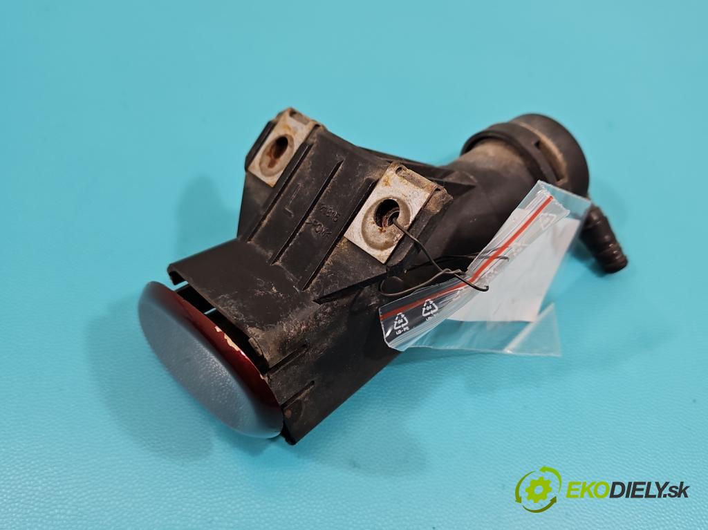 Toyota Corolla Verso II 2004-2009 1.8 vvti 129 HP manual 95 kW 1794 cm3 5- ostrekovač reflektor: ľavý  (Motorček ostrekovačov)