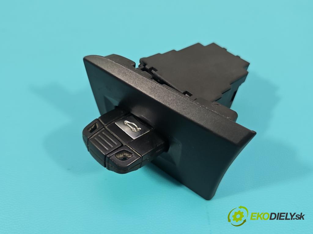 Bmw 3 E90 2005-2013 2.0d 184hp automatic 135 kW 1995 cm3 5- riadiaca jednotka motora 0281017520