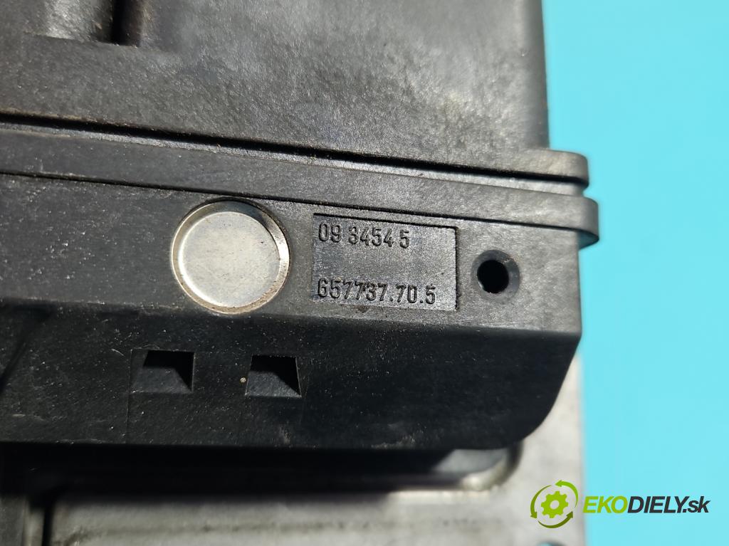 Mercedes C W203 2000-2007 1.8 kompressor 143 HP automatic 105 kW 1796 cm3 3- riadiaca jednotka motora A2711535579