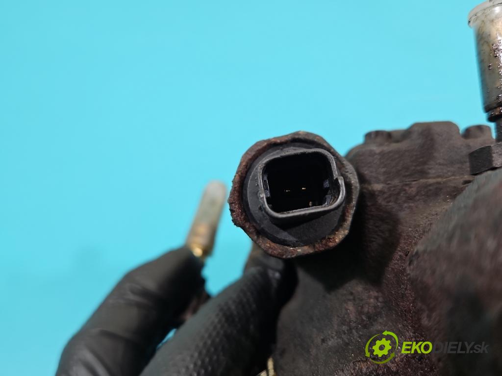 Ford Transit connect 1.8 tdci 110 HP manual 81 kW 1753 cm3 5- čerpadlo vstrekovacia 4M5Q9B395AE (Vstrekovacie čerpadlo)