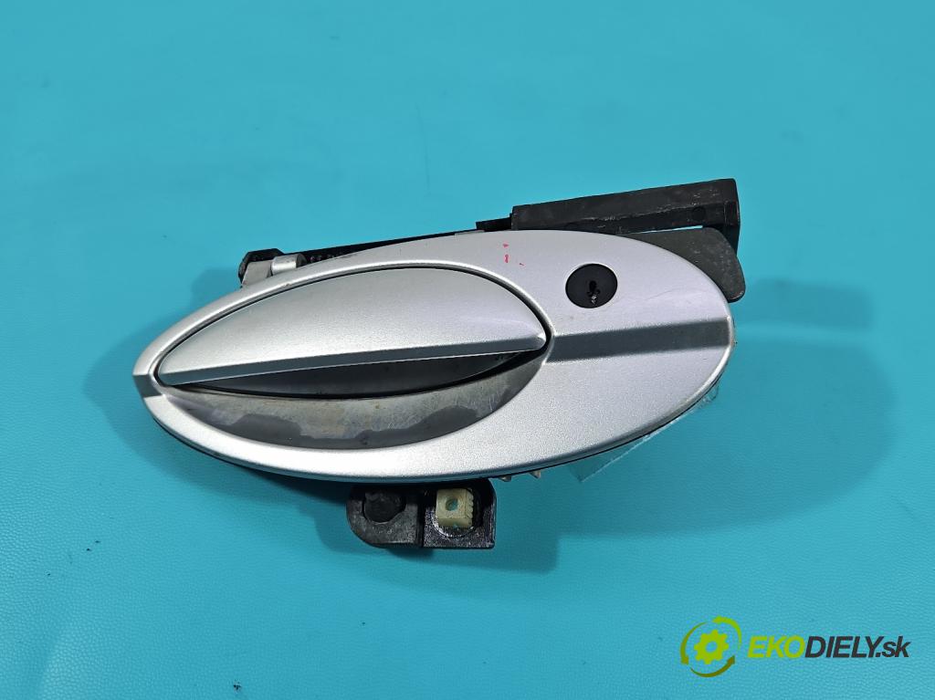 Citroen C5 I 2001-2008 1,8.0 16V 116 HP manual 85 kW 1749 cm3 5- rukoväť predné ľavé mimo: (Kľučka dverí vonkajšia predná ľavá)