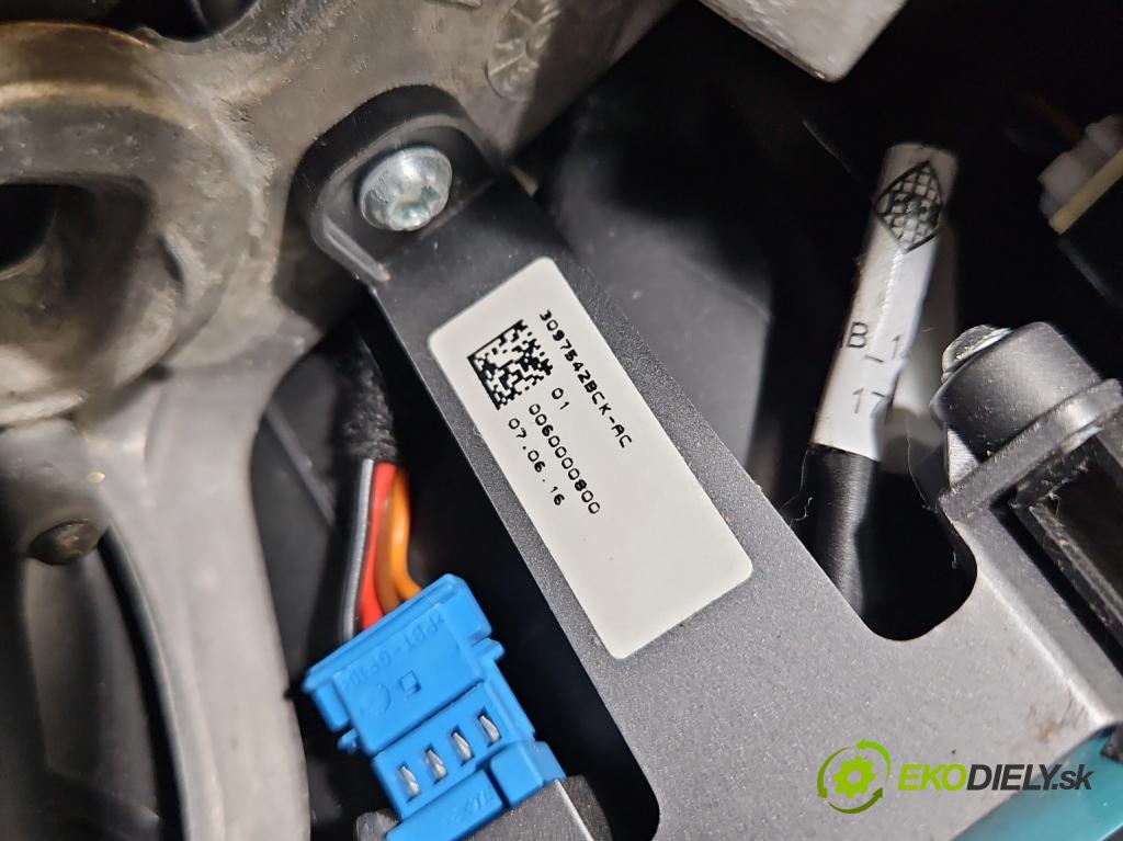 Hyundai Tucson III 2015-2020 1.7 crdi 141 HP automatic 104 kW 1685 cm3 5- volant  (Volant)