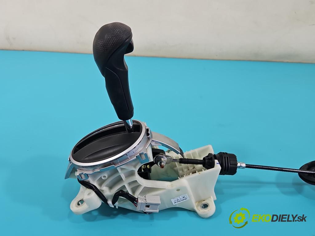 Honda Jazz III 2008-2014 1.3 16V 88 HP automatic 65 kW 1339 cm3 5- Páka: Změny: stupeň,rýchlosť TF2-L710 (Rýchlostná páka (kulisa))