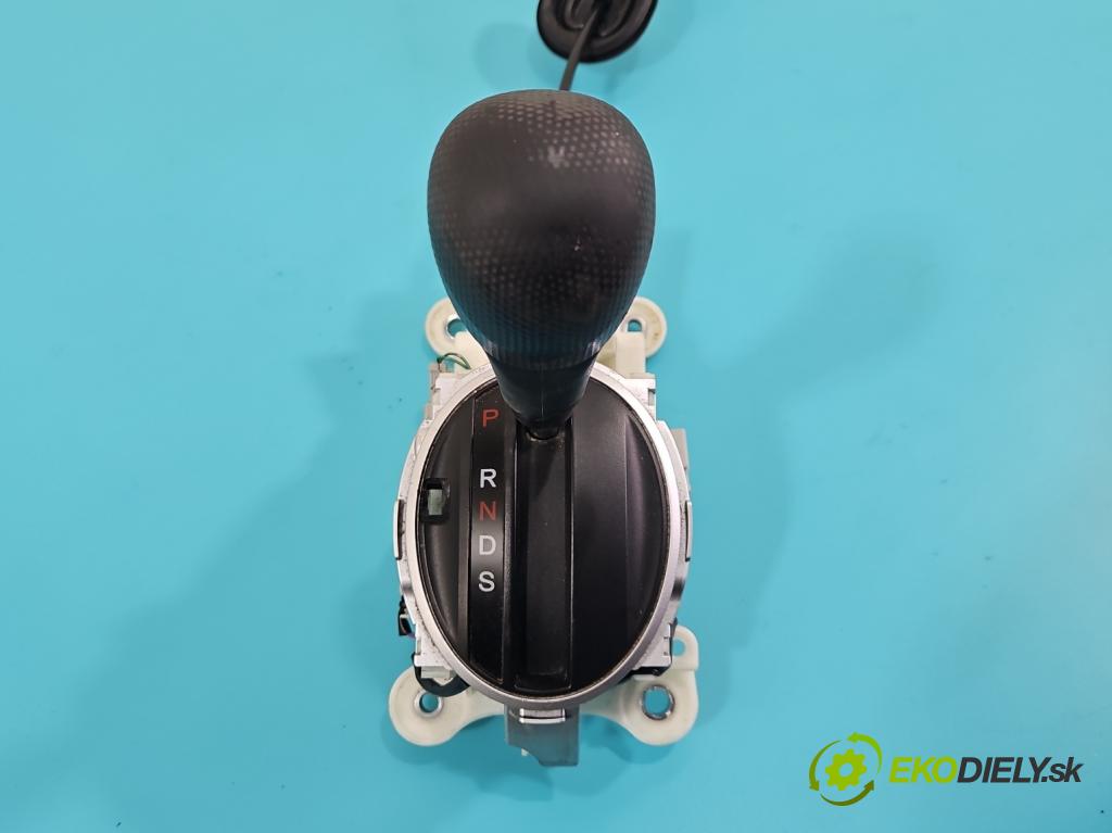 Honda Jazz III 2008-2014 1.3 16V 88 HP automatic 65 kW 1339 cm3 5- Páka: Změny: stupeň,rýchlosť TF2-L710 (Rýchlostná páka (kulisa))